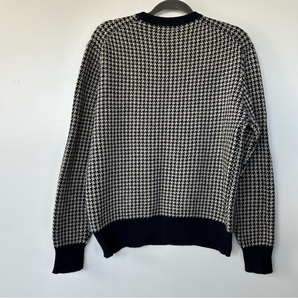 VINTAGE PEARLS &CASHMERE SWEATER